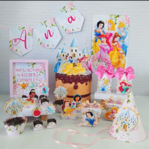 kit festa celebre em casa 1 (Princesas) - R$ 59,90